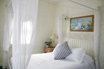 Inn At Old Harbor นิวชอร์แฮม ภายนอก รูปภาพ